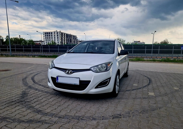 Hyundai i20 cena 19700 przebieg: 186000, rok produkcji 2012 z Kielce małe 67